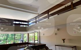 Flat Perfeito Flat Amarilis em Riviera São Lourenço com café da manhã e enxoval completo toalhas praia e piscina com trocas